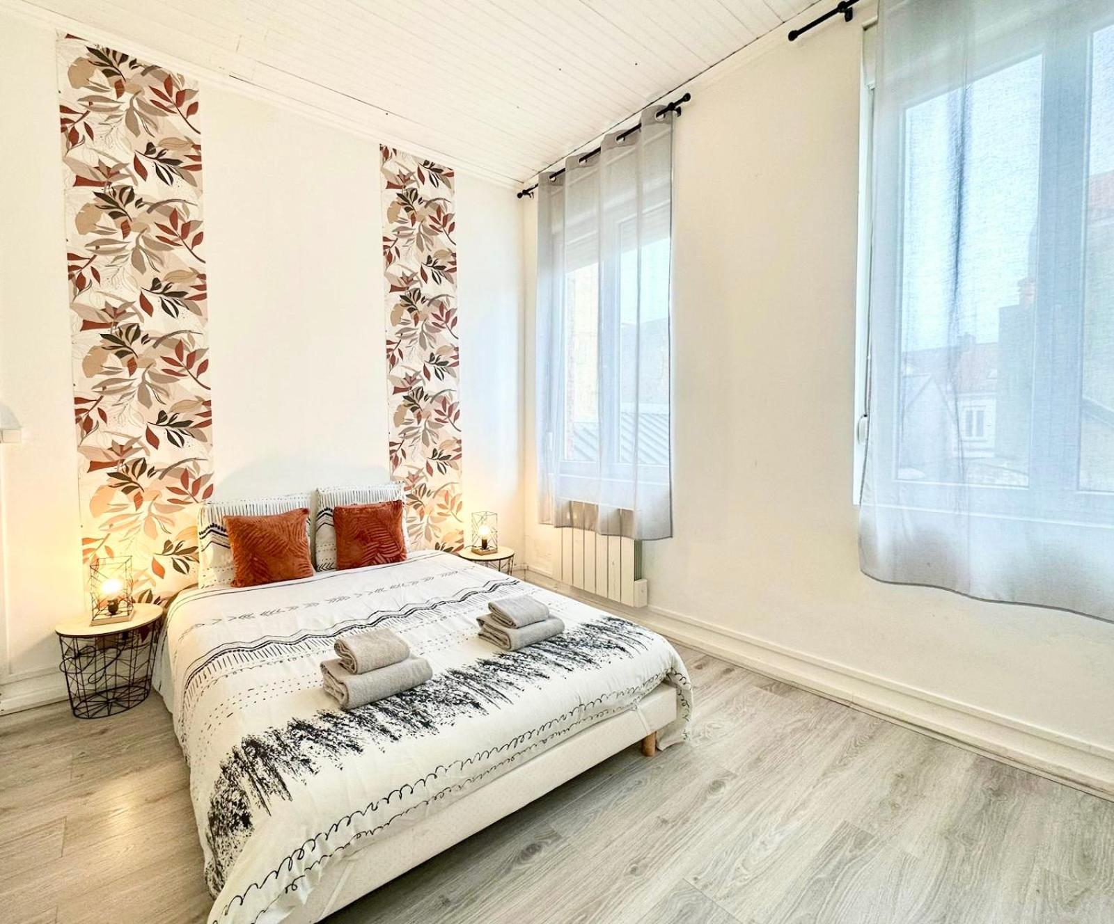* The Gold Time * Appartement Confort * Centre-Ville Calais Exterior photo