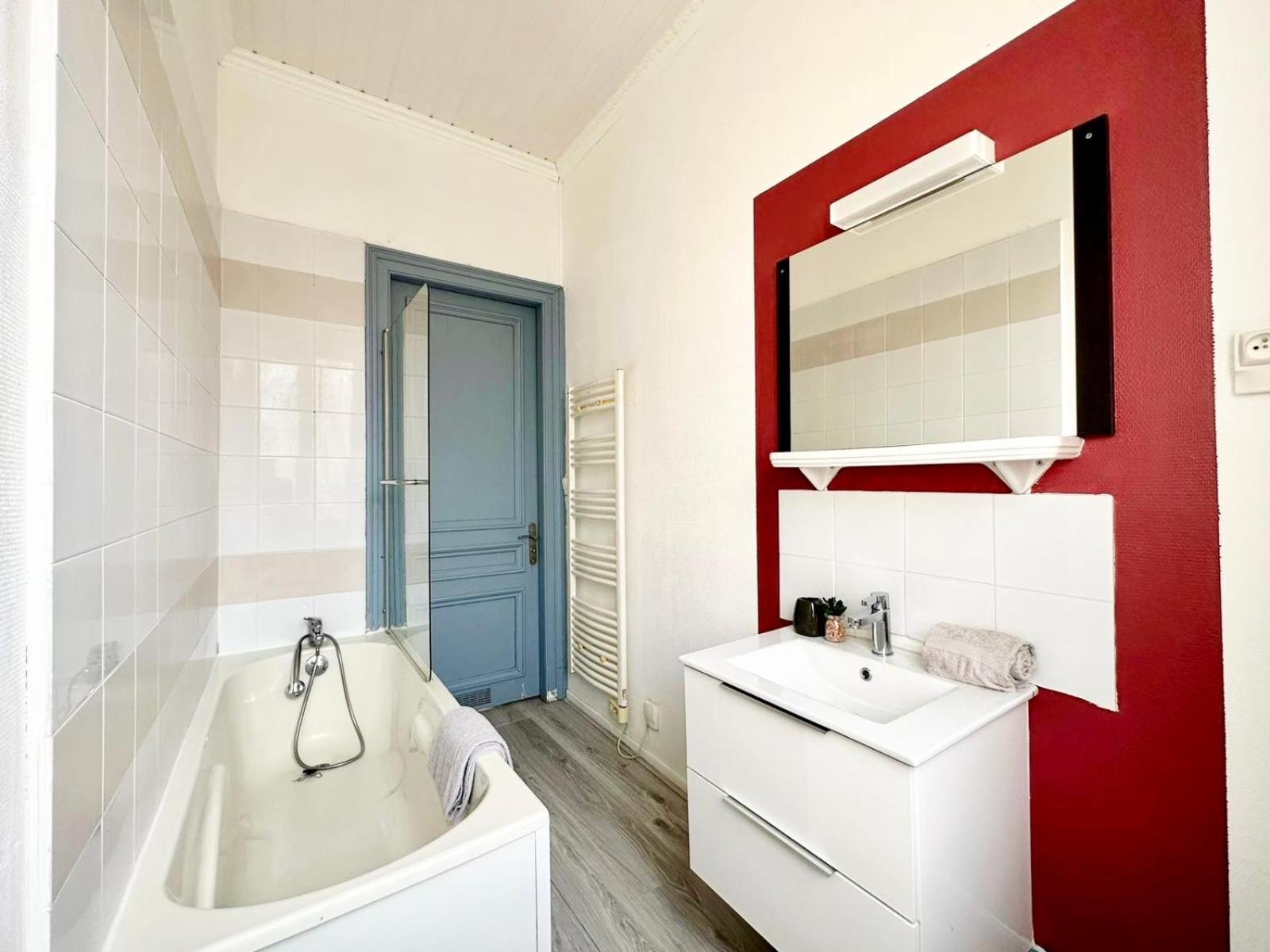 * The Gold Time * Appartement Confort * Centre-Ville Calais Exterior photo